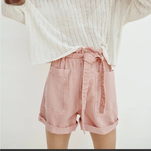 NWT ZARA BAGGY PAPERBAG SHORTS WITH BELT - Picture 3 of 13